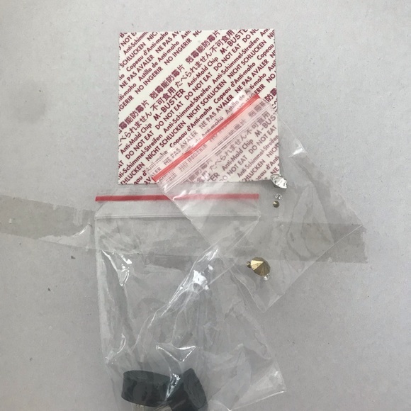 BNIB Badgely Mischka Decadence Pump Size 8.5 - Picture 5 of 5